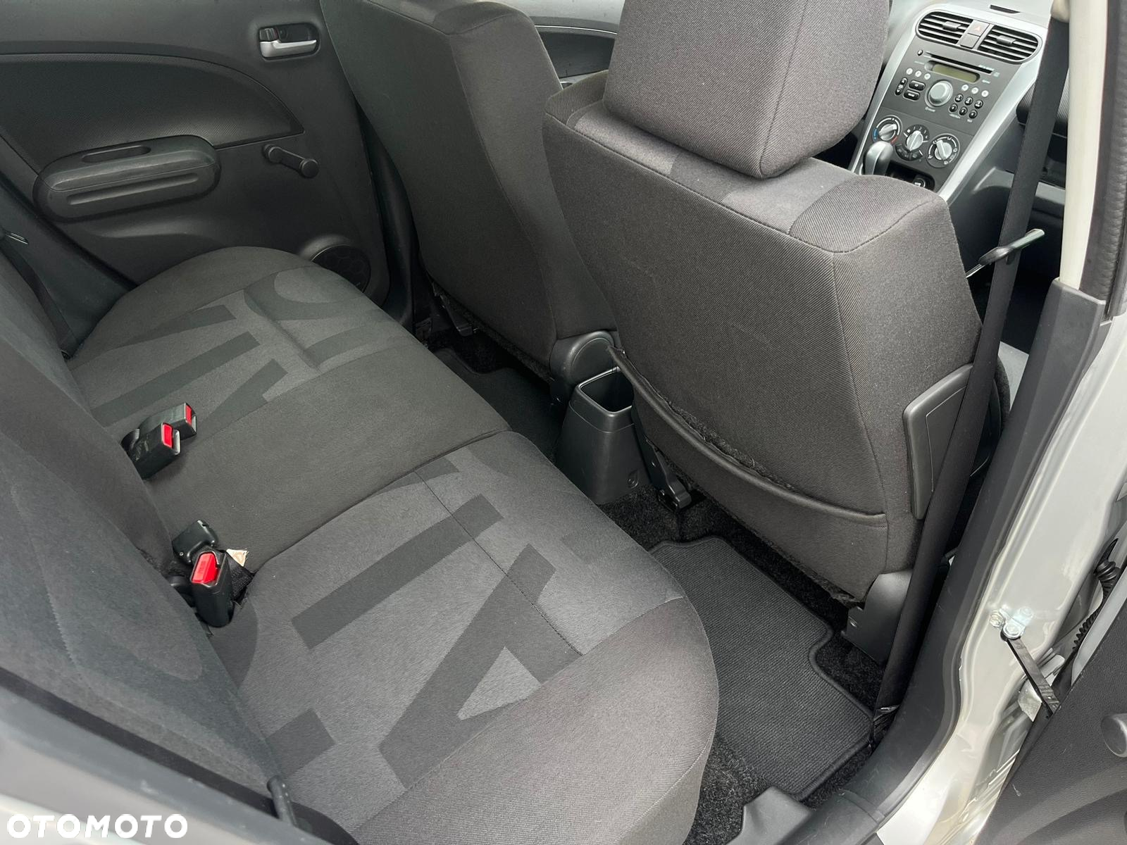 Opel Agila 1.2 Enjoy - 12