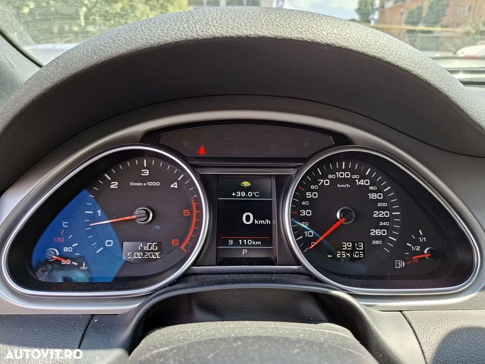 Audi Q7 3.0 TDI Quattro Tip - 8