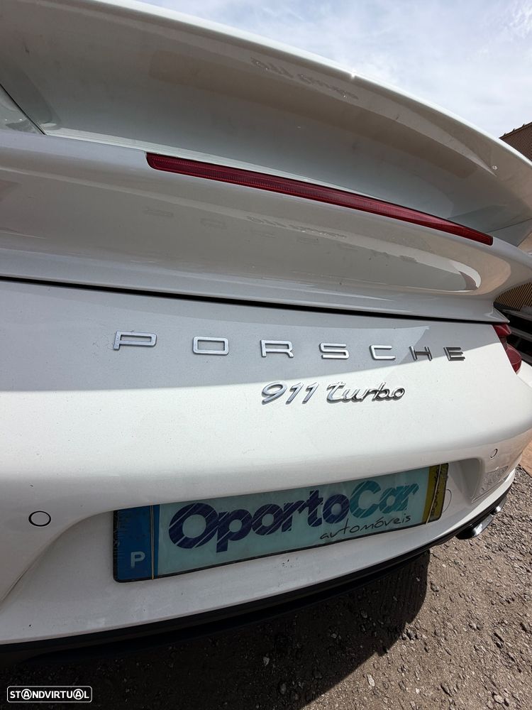 Porsche 911 (991) Turbo PDK - 11