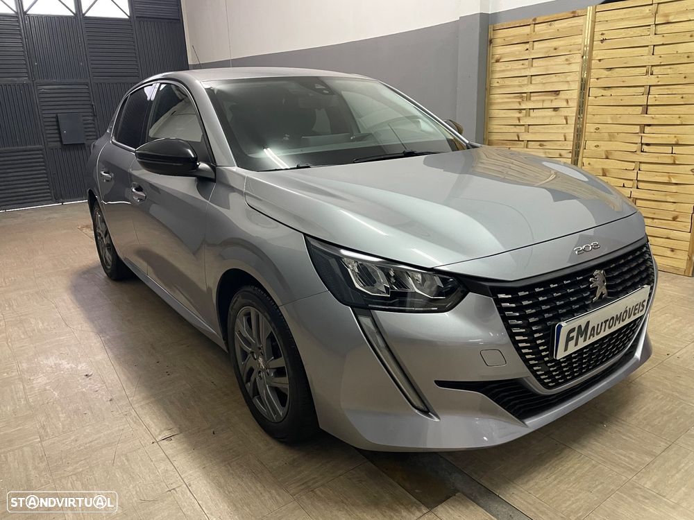 Peugeot 208 1.2 PureTech SE Style - 4