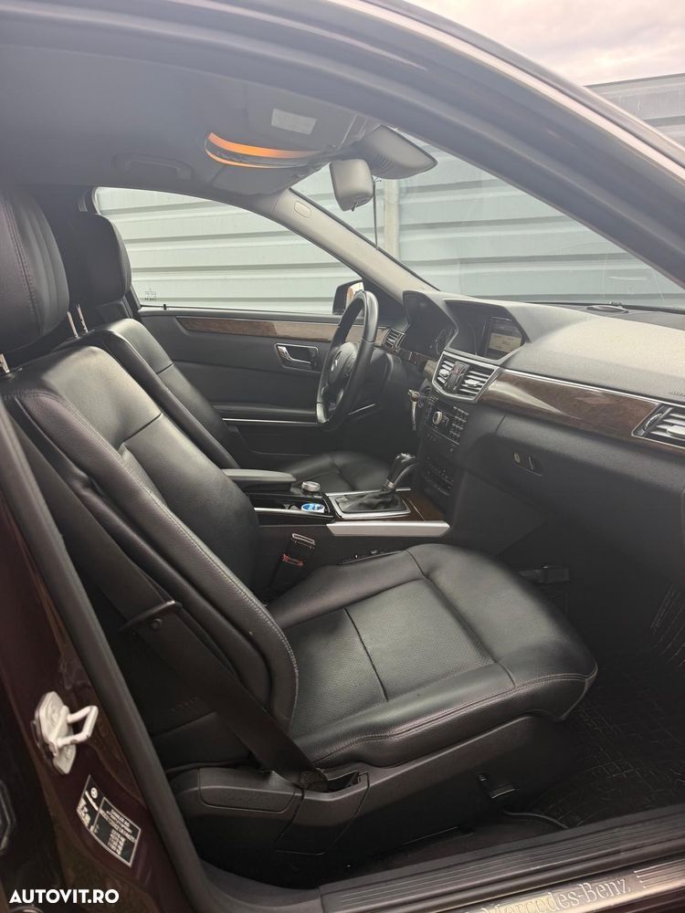 Mercedes-Benz E 220 CDI DPF BlueEFFICIENCY Automatik Elegance - 9