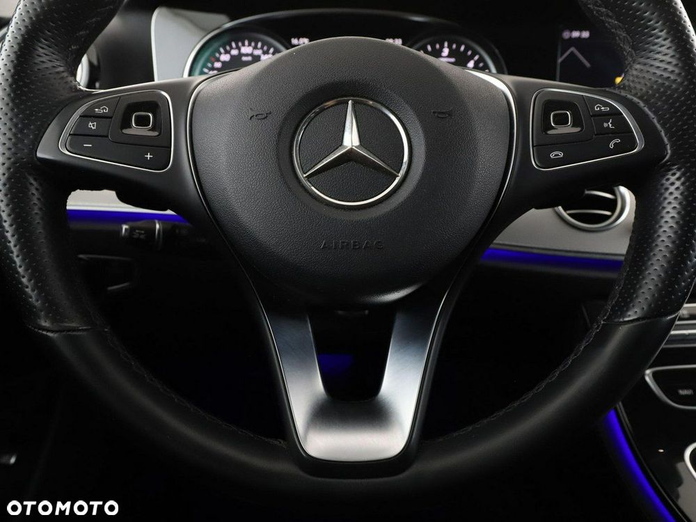 Mercedes-Benz Klasa E 220 d Avantgarde - 22