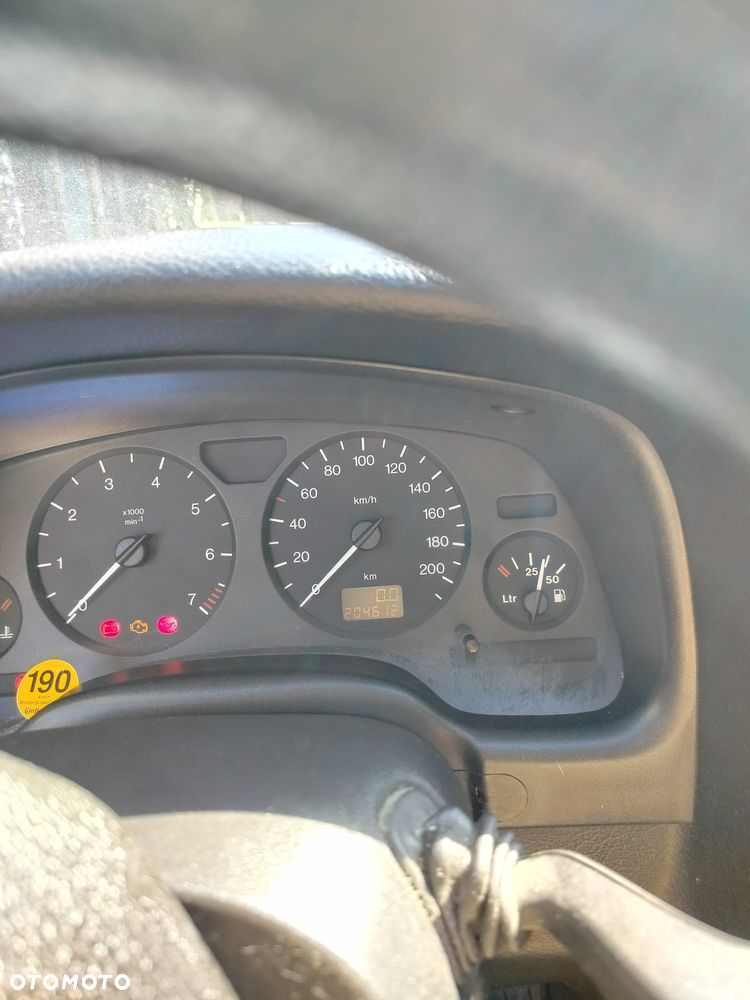 Opel Astra - 6