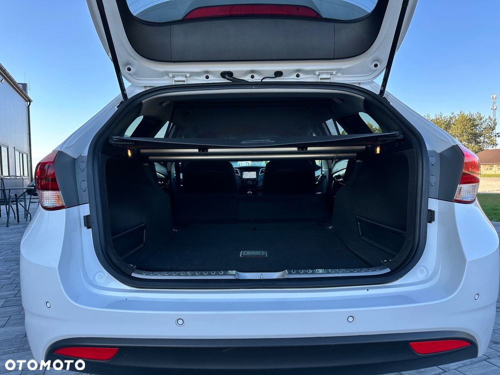 Hyundai i40 Kombi 1.7 CRDi Style - 32