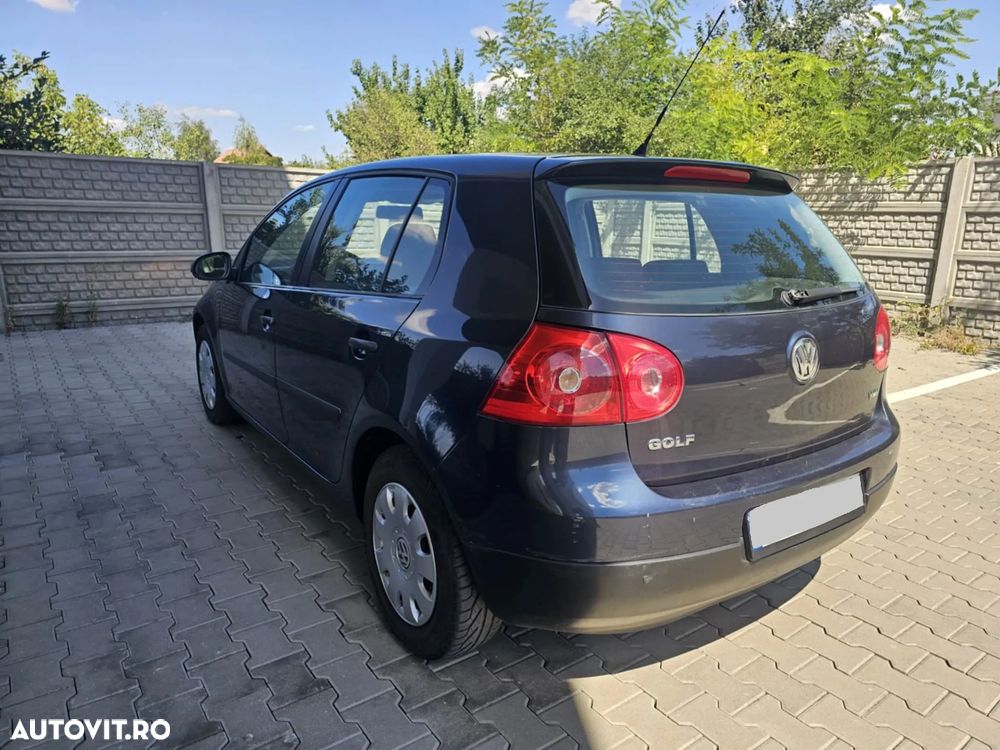 Volkswagen Golf 1.9 TDI DPF Comfortline - 6