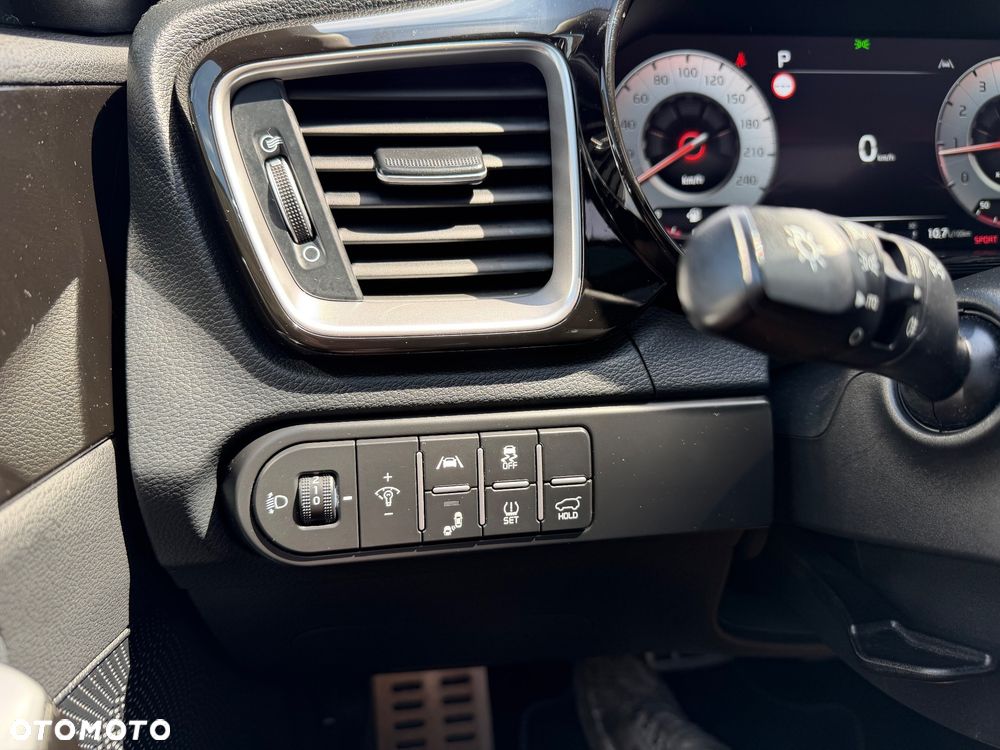 Kia Ceed 1.5 T-GDI GT-Line DCT - 28