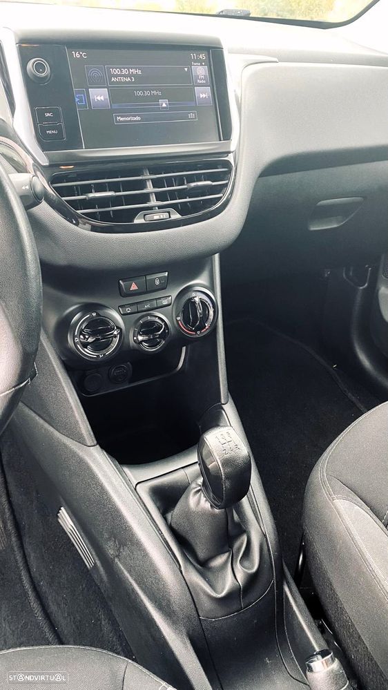 Peugeot 208 1.4 HDi Active - 10
