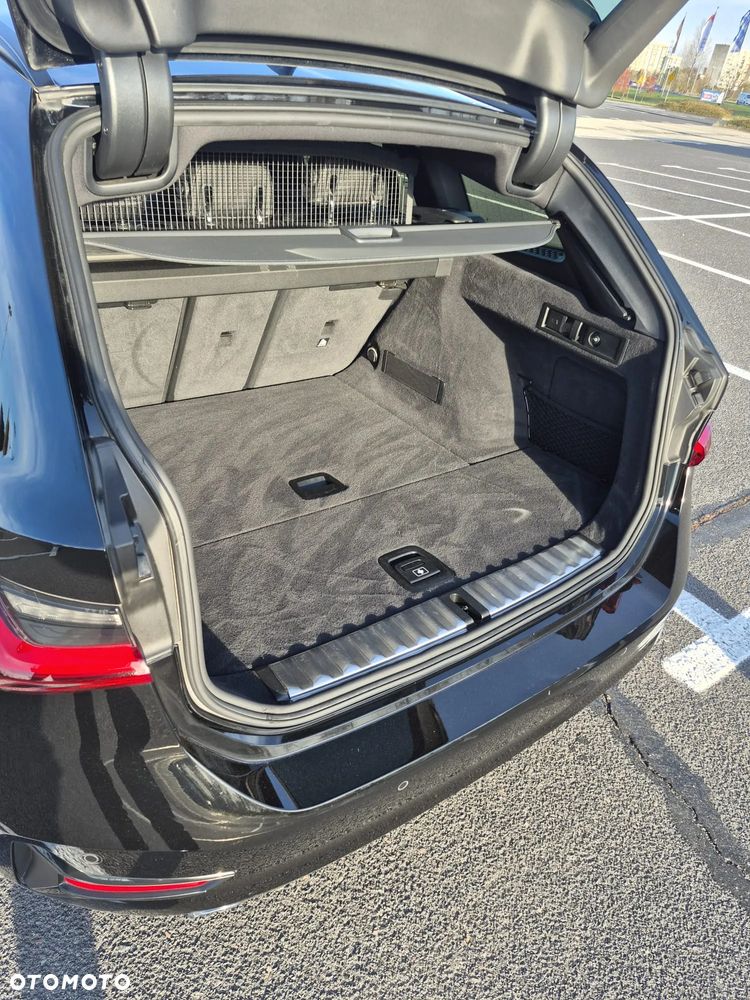 BMW Seria 3 318d Advantage - 38