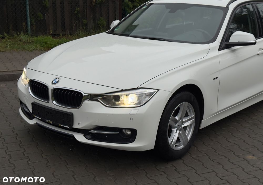 BMW Seria 3 318d Sport Line EU6 - 2