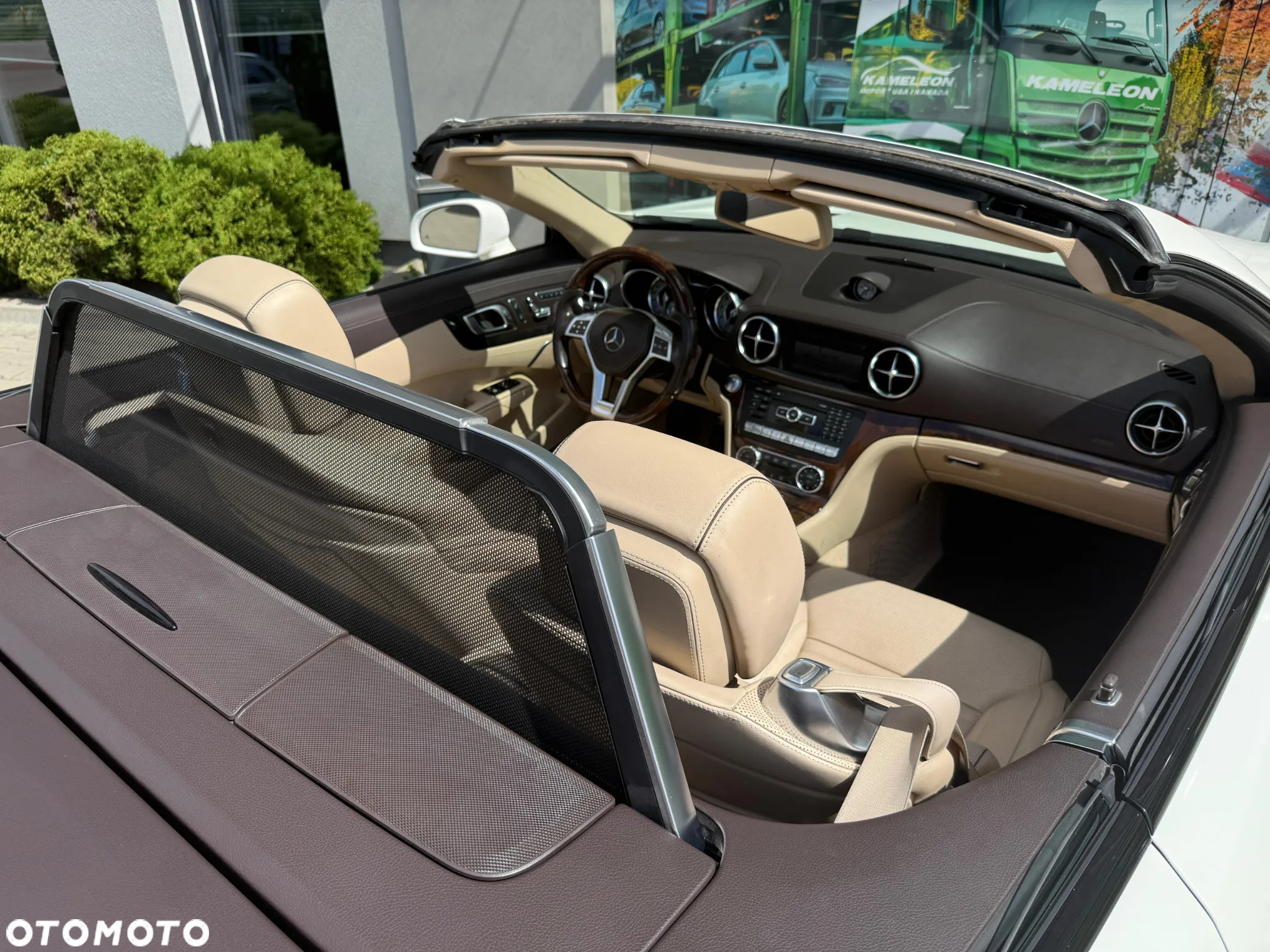 Mercedes-Benz SL - 17
