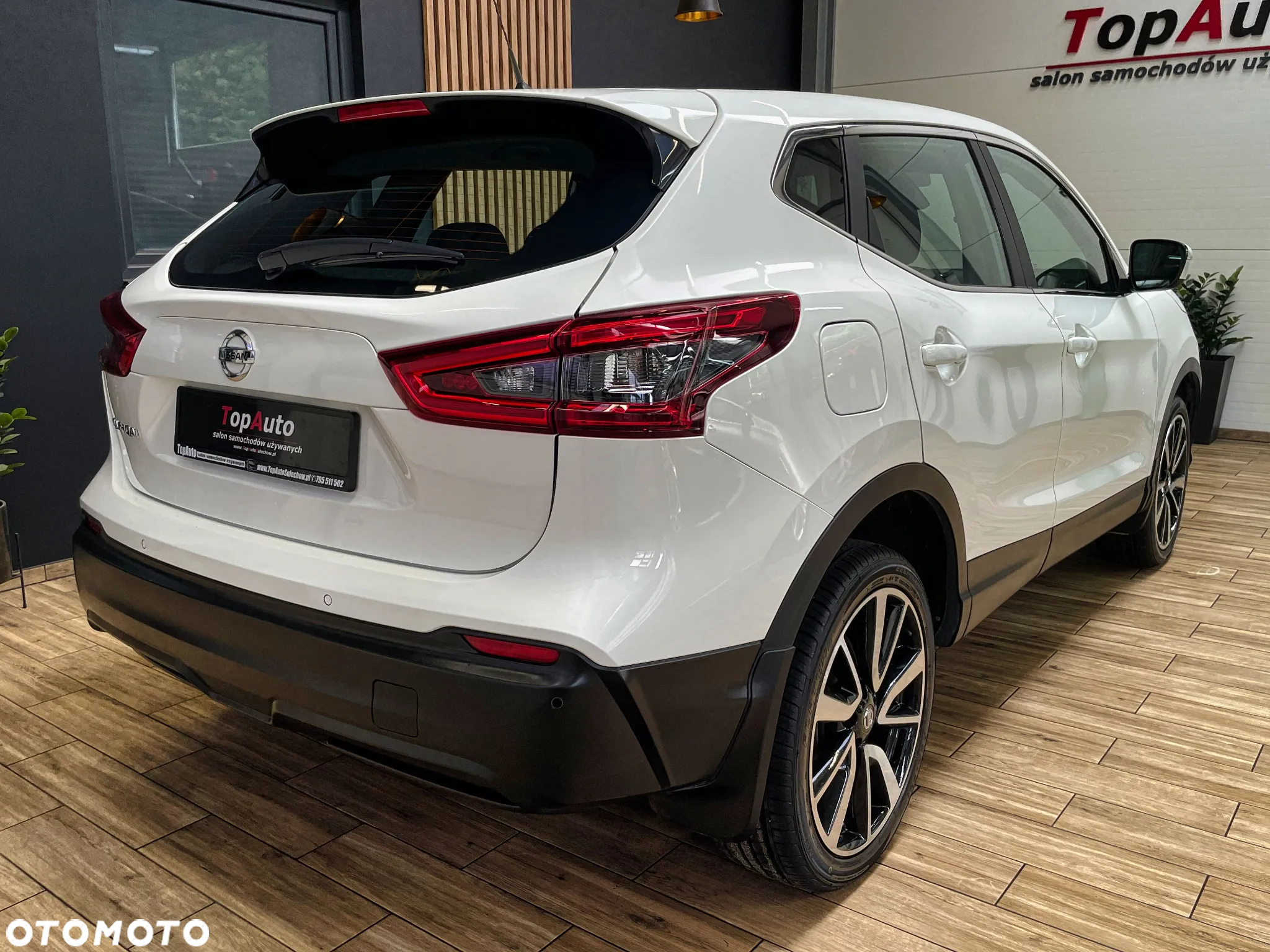Nissan Qashqai 1.3 DIG-T Visia - 9