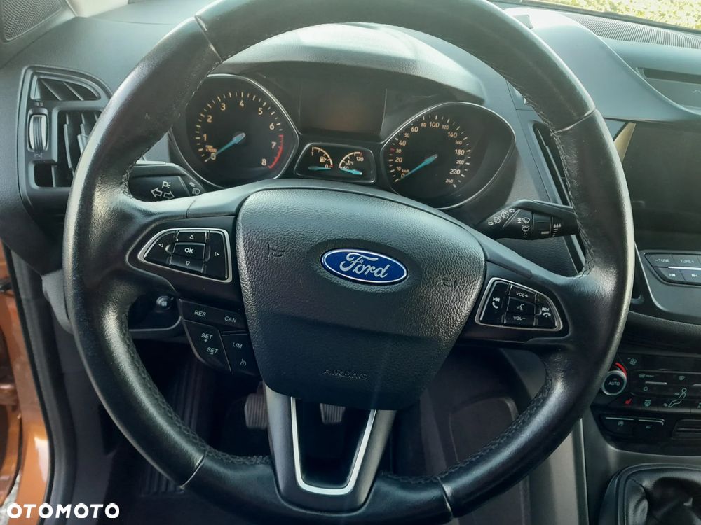Ford Kuga - 16