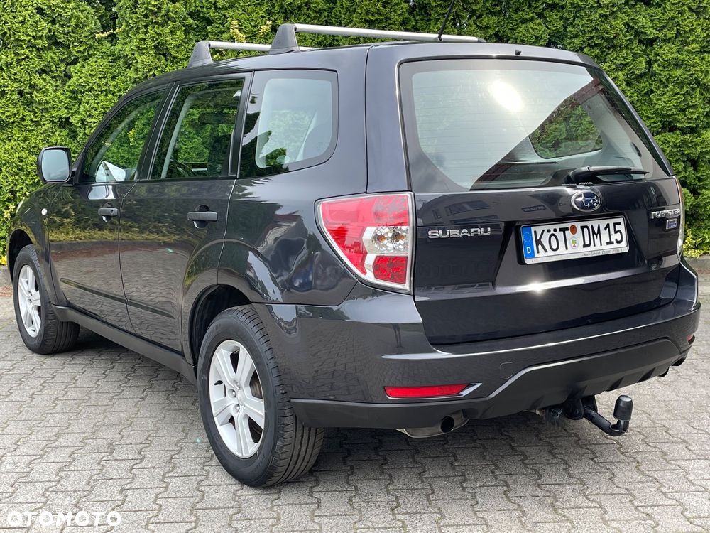 Subaru Forester 2.0D Active - 12
