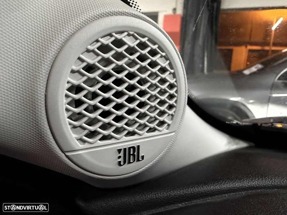 Jeep Avenger 1.2 GSE T3 Altitude - 21