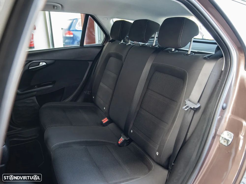 Fiat Tipo Station Wagon 1.6 M-Jet Lounge J17 DCT - 10
