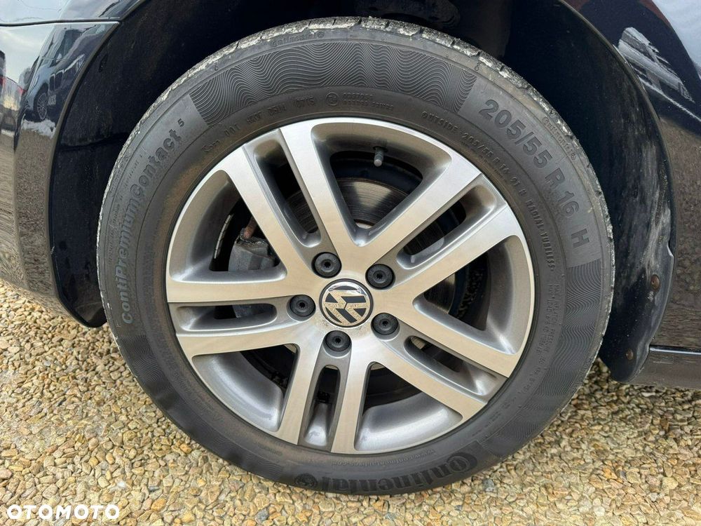 Volkswagen Golf 1.6 Comfortline - 22