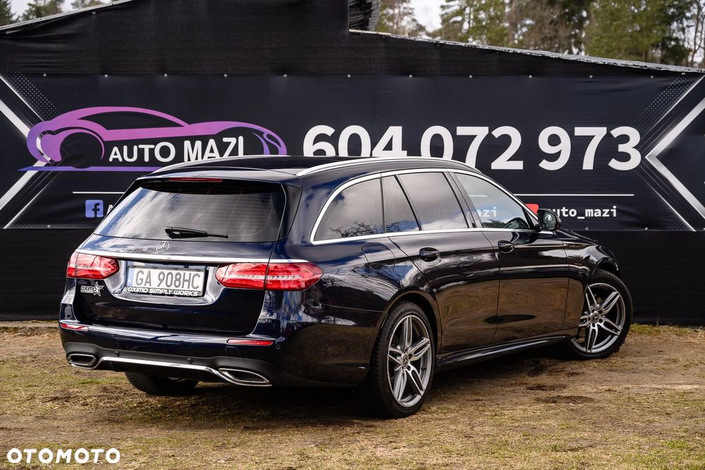 Mercedes-Benz Klasa E 220 d 4-Matic 9G-TRONIC - 4