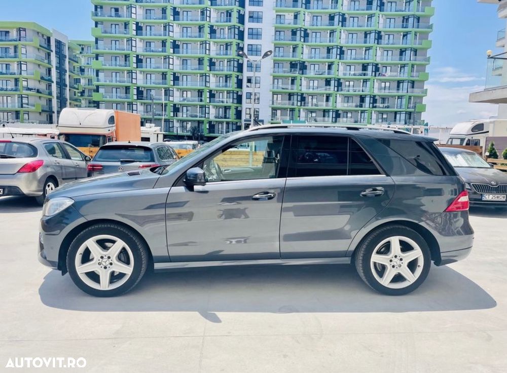 Mercedes-Benz ML 350 BlueTEC 4MATIC 7G-TRONIC - 7
