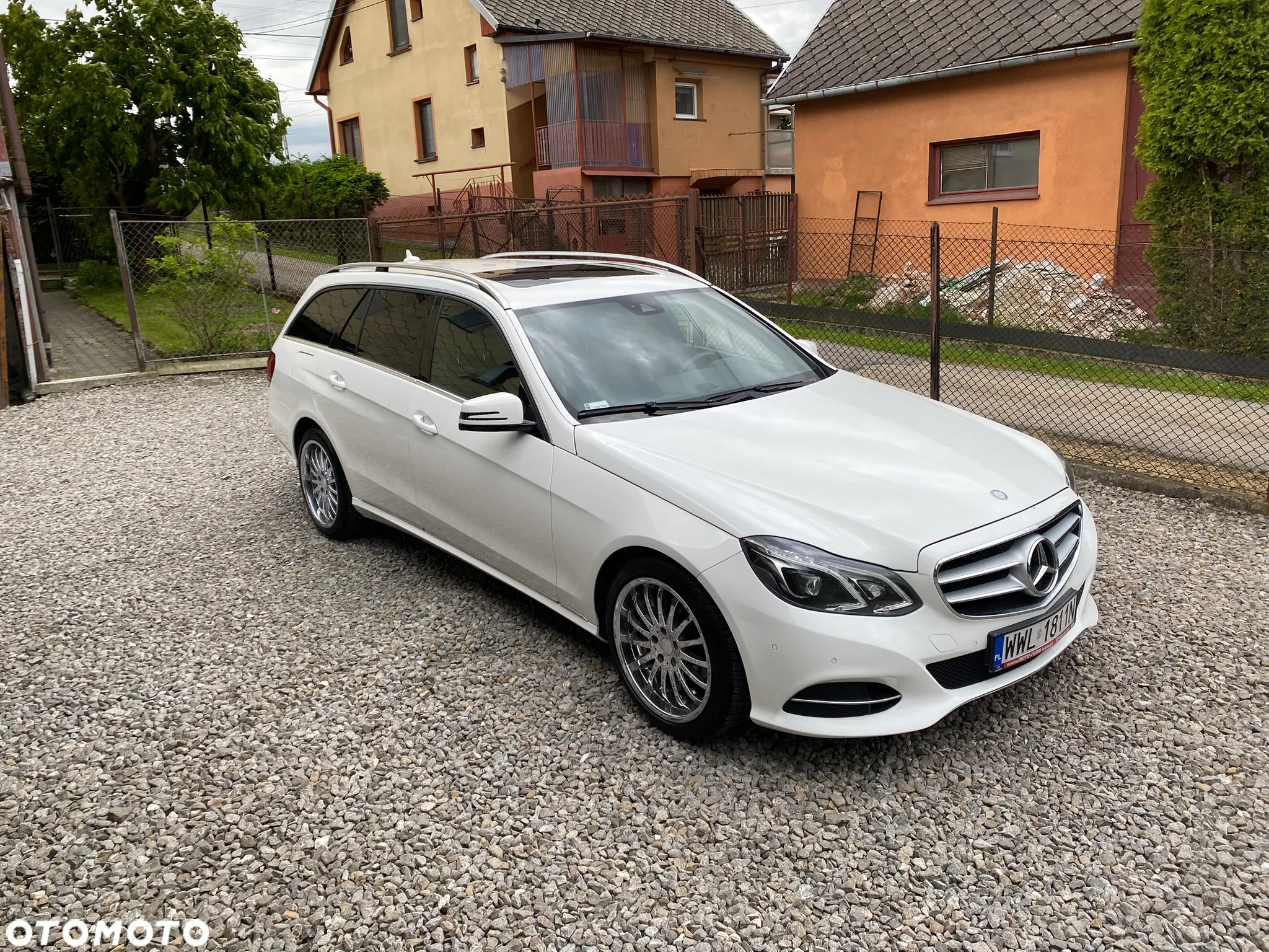 Mercedes-Benz Klasa E 200 T CDI 7G-TRONIC Avantgarde - 3
