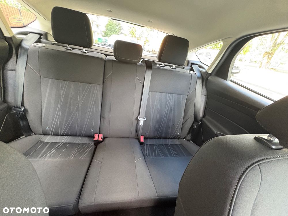 Ford Focus - 25