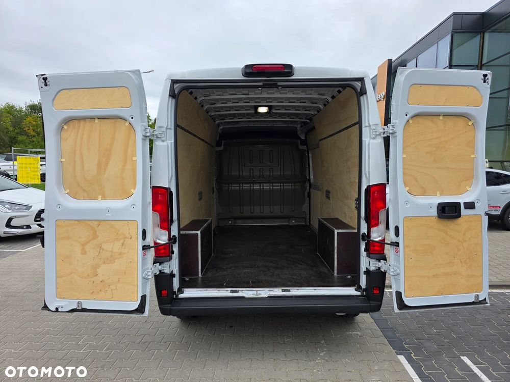 Opel Movano - 8
