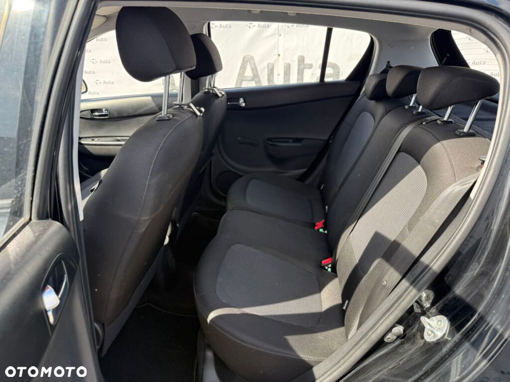 Hyundai i20 1.2 Trend - 21