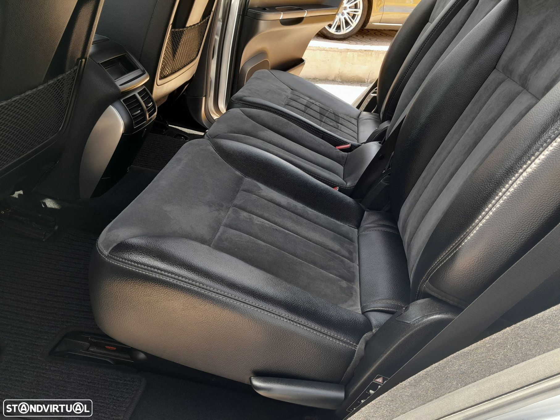 Mercedes-Benz R 320 CDi 4-Matic Longo - 47