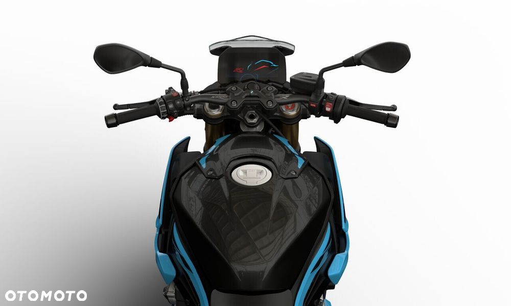 BMW S - 2