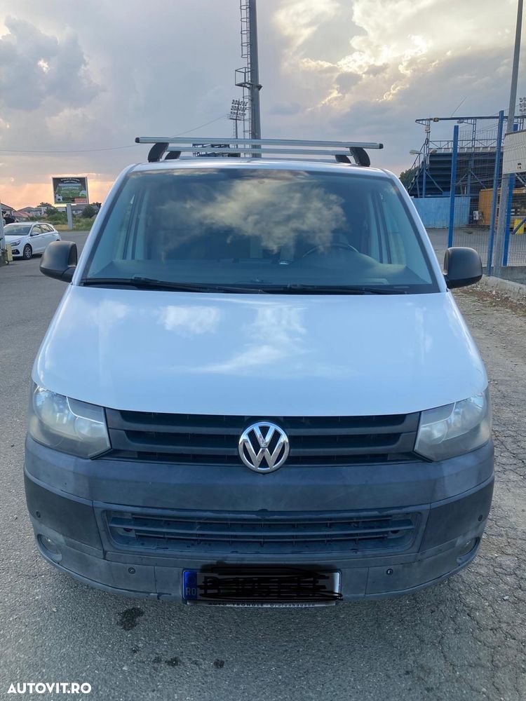 Volkswagen Transporter - 1