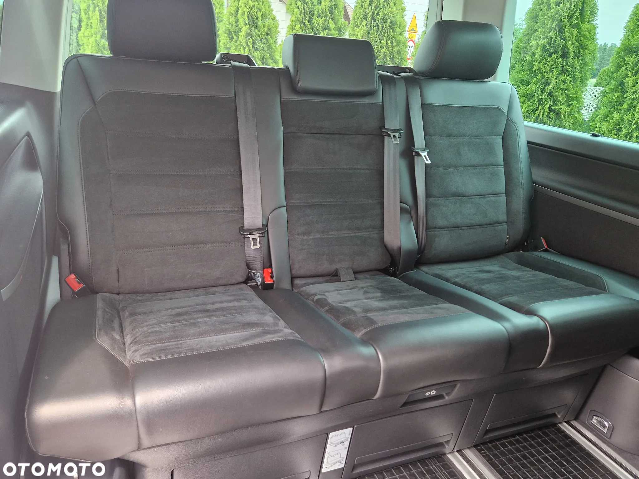 Volkswagen Multivan 2.0 TDI L1 Highline - 18