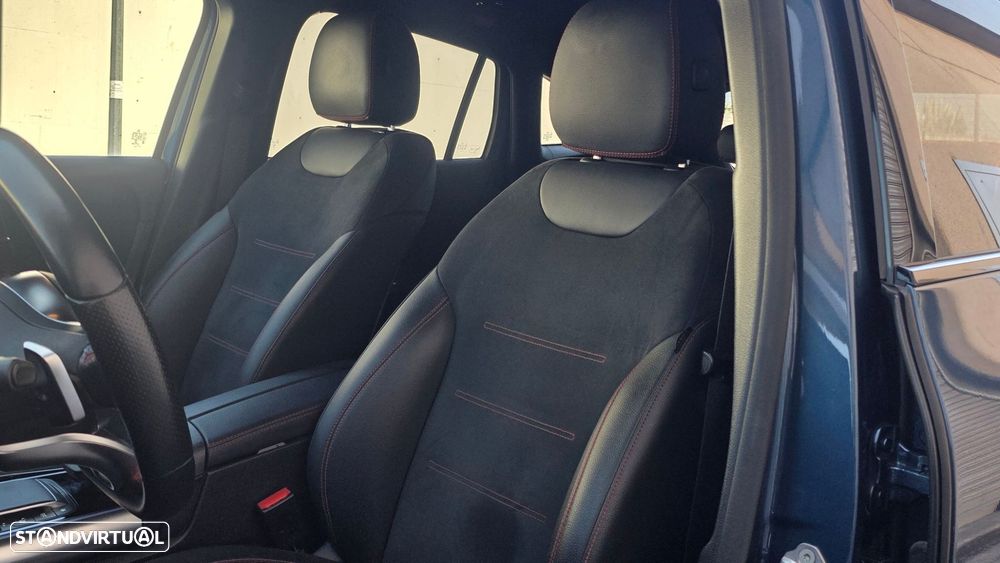 Mercedes-Benz EQA 350 4Matic AMG Line - 10