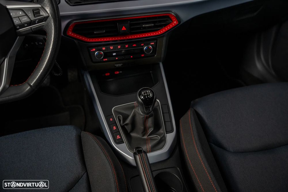 SEAT Arona 1.0 TSI FR — fotografia 27