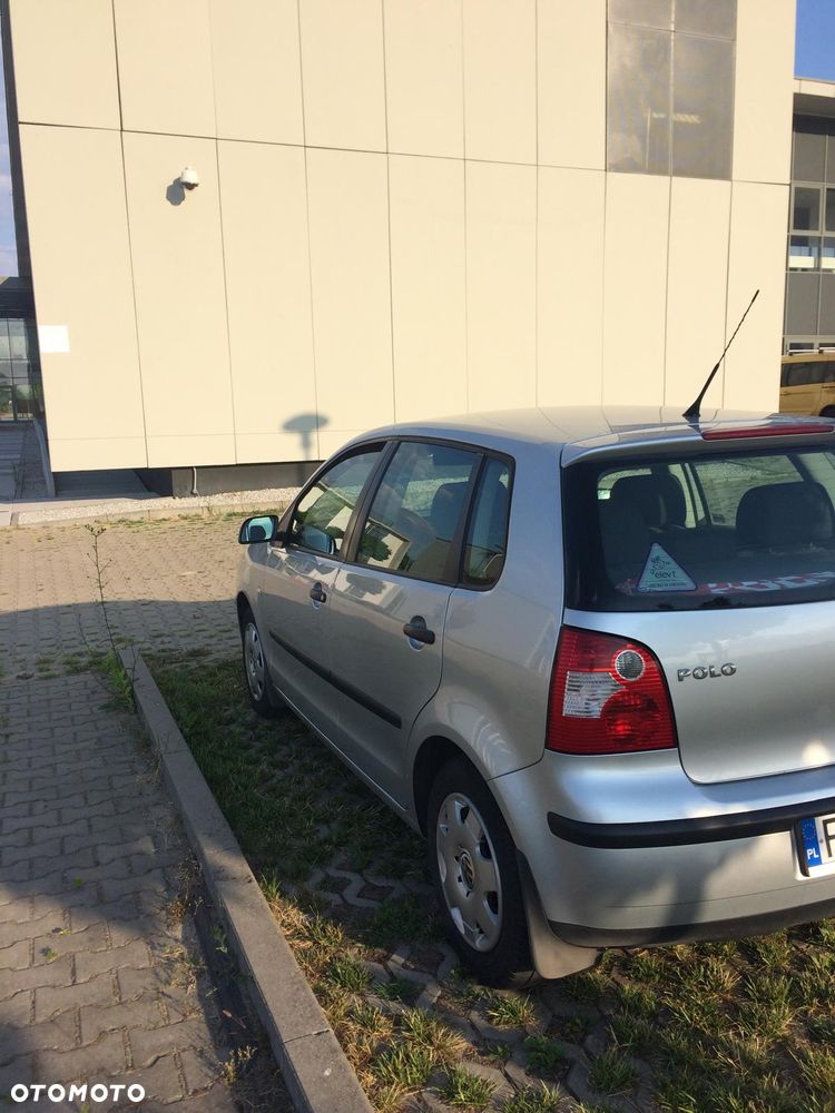 Volkswagen Polo 1.4 16V Basis - 1