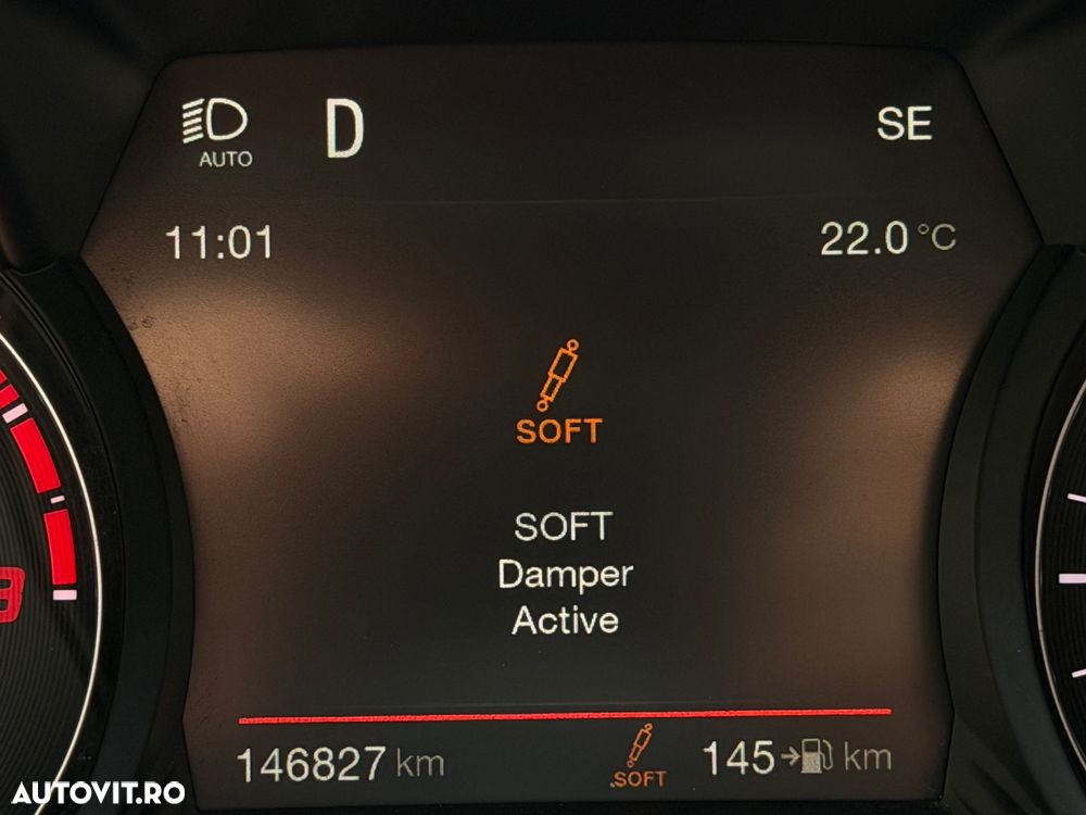 Alfa Romeo Giulia 2.9 V6 Bi-Turbo AT8 Quadrifoglio - 29