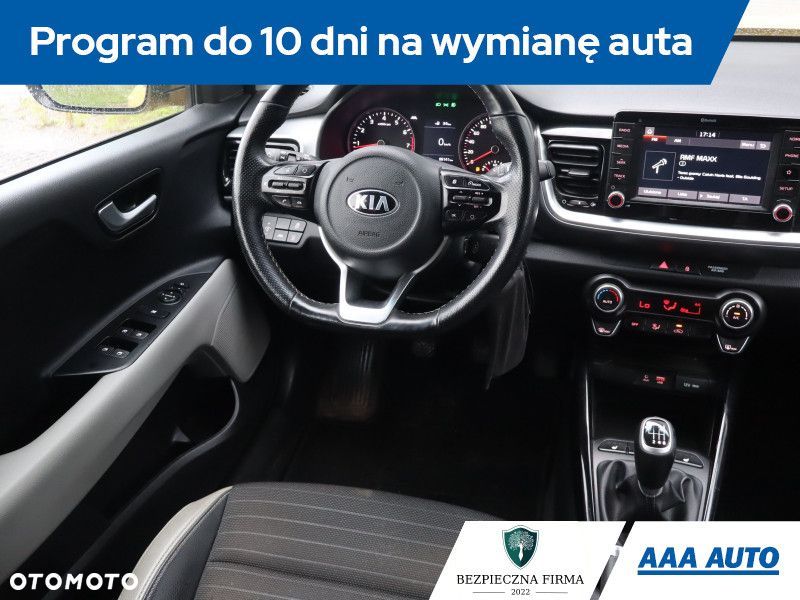 Kia Stonic - 9