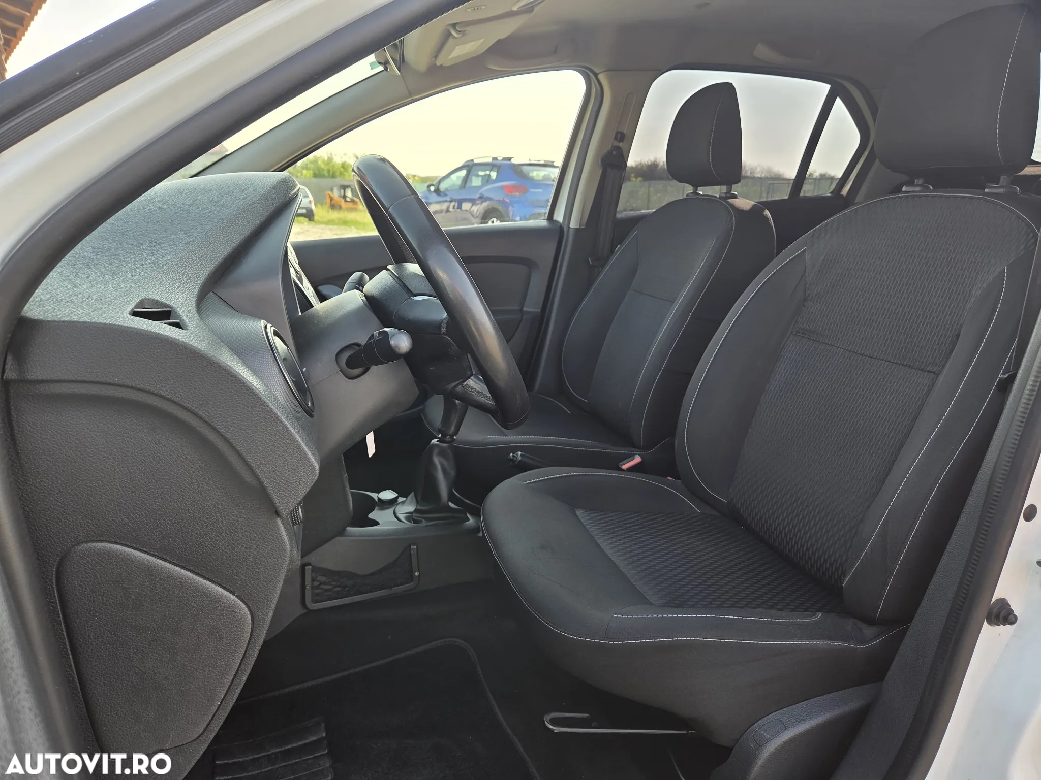 Dacia Logan 1.5 90CP Laureate - 7