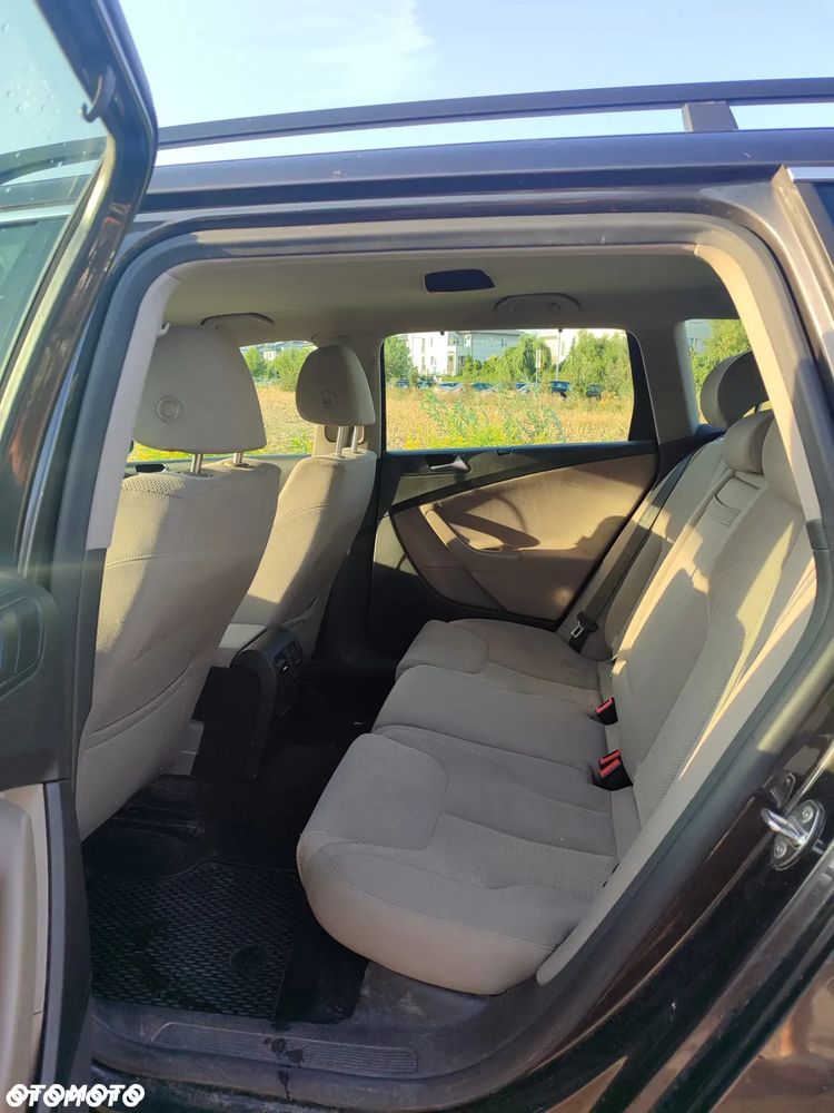 Volkswagen Passat 1.8 TSI Comfortline - 8