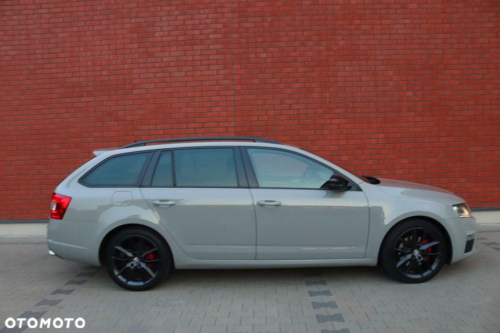 Skoda Octavia 2.0 TDI RS Challenge DSG - 5