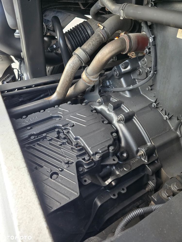 Iveco S-WAY 480 KM retarder standard - 17
