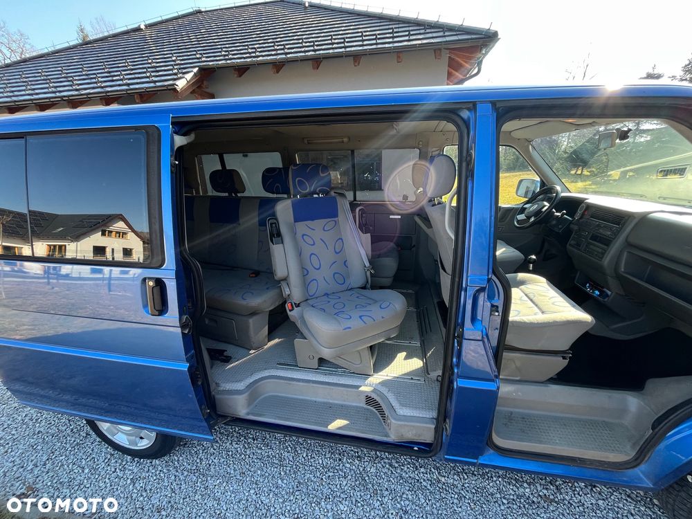 Volkswagen Multivan - 9