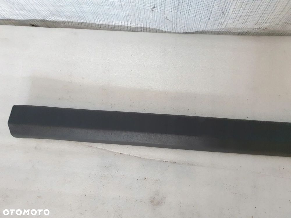 1Q0853372C OSŁONA PROGU LISTWA PRAWA VW EOS - 3