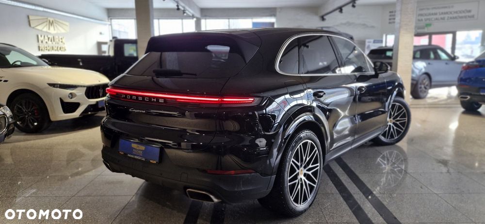 Porsche Cayenne E-Hybrid PHEV - 2