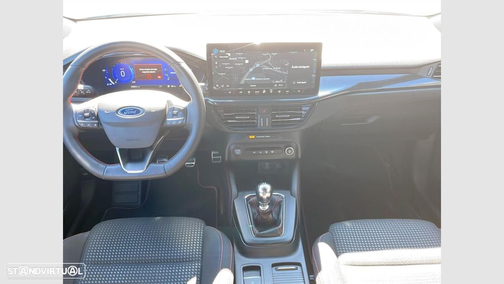 Ford Focus SW 1.0 EcoBoost MHEV ST-Line - 19