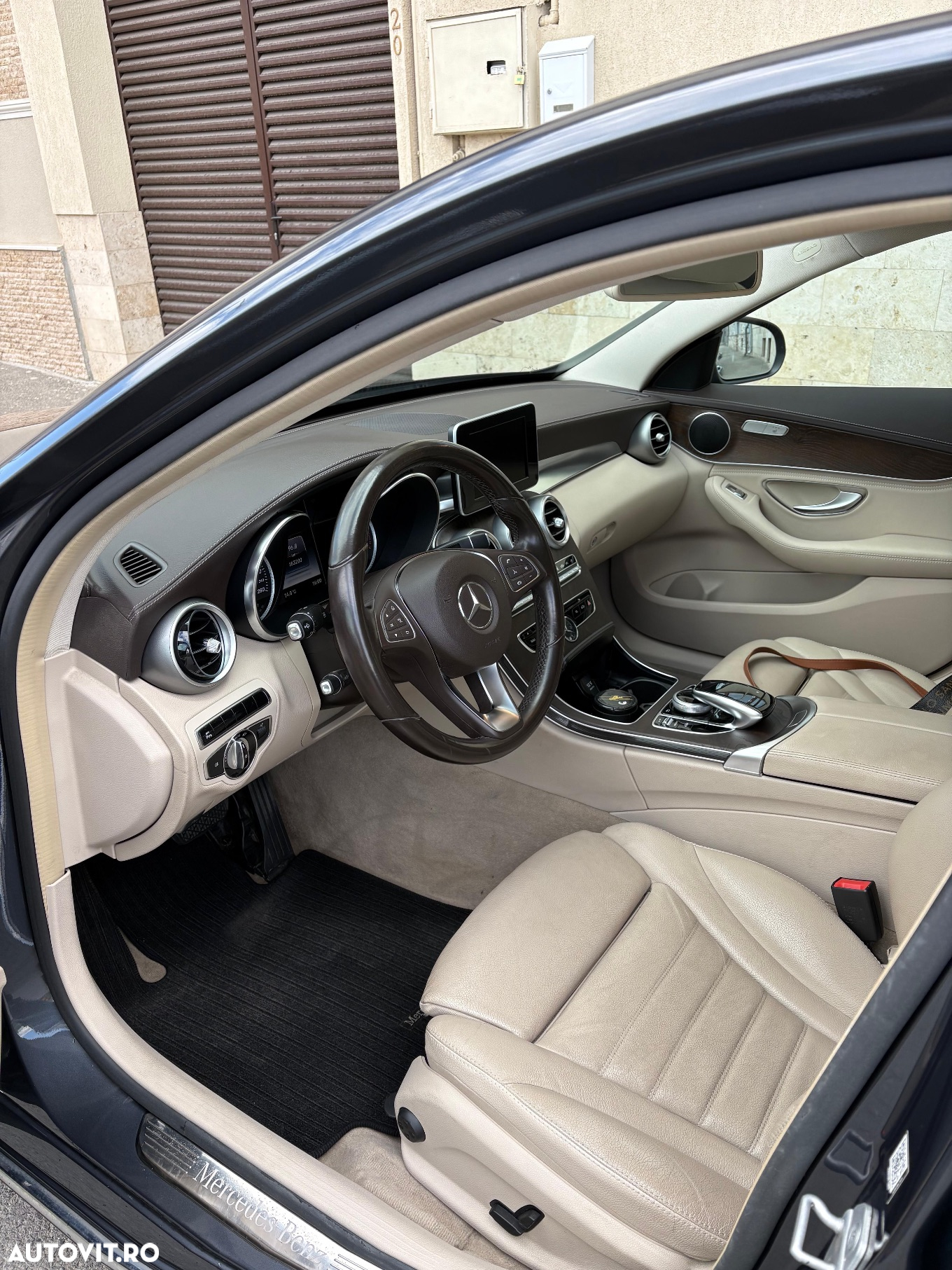 Mercedes-Benz C 250 7G-TRONIC Exclusive - 12
