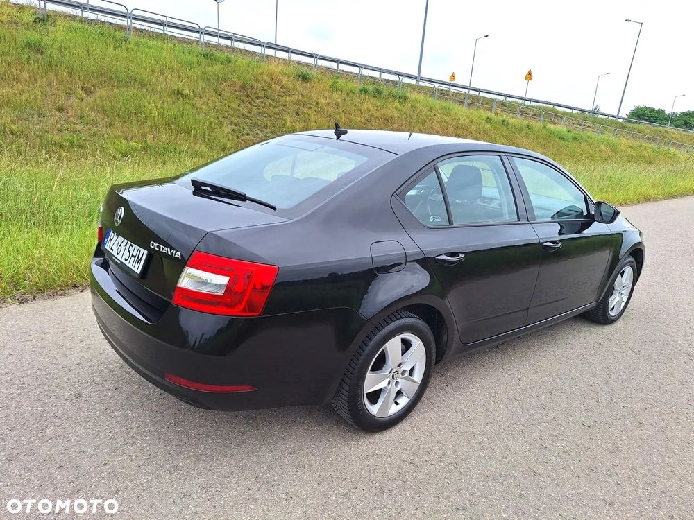 Skoda Octavia 1.6 TDI Ambition - 4