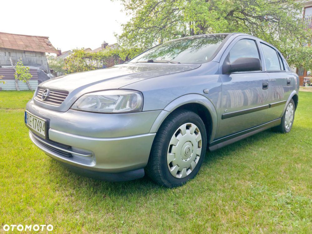 Opel Astra 1.4 Essentia - 1