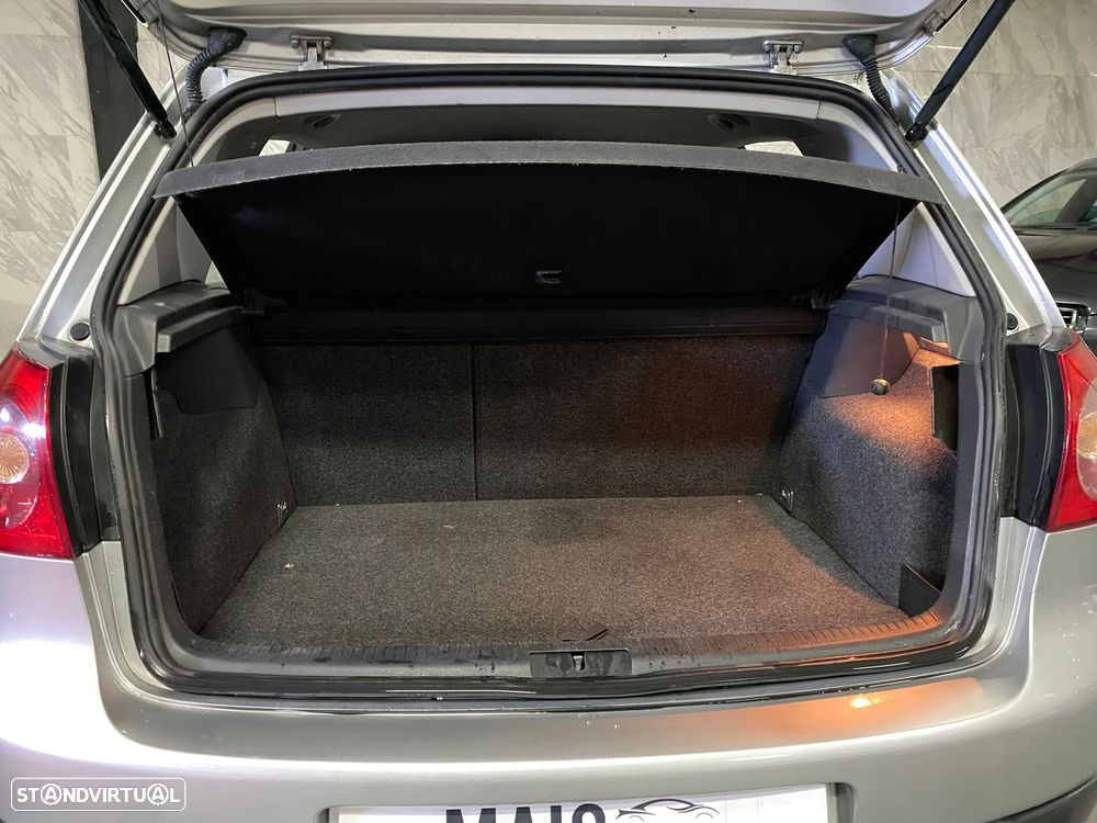 VW Golf 1.4 FSi Trendline - 16