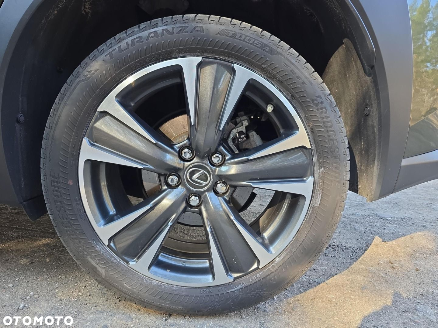 Lexus UX - 22