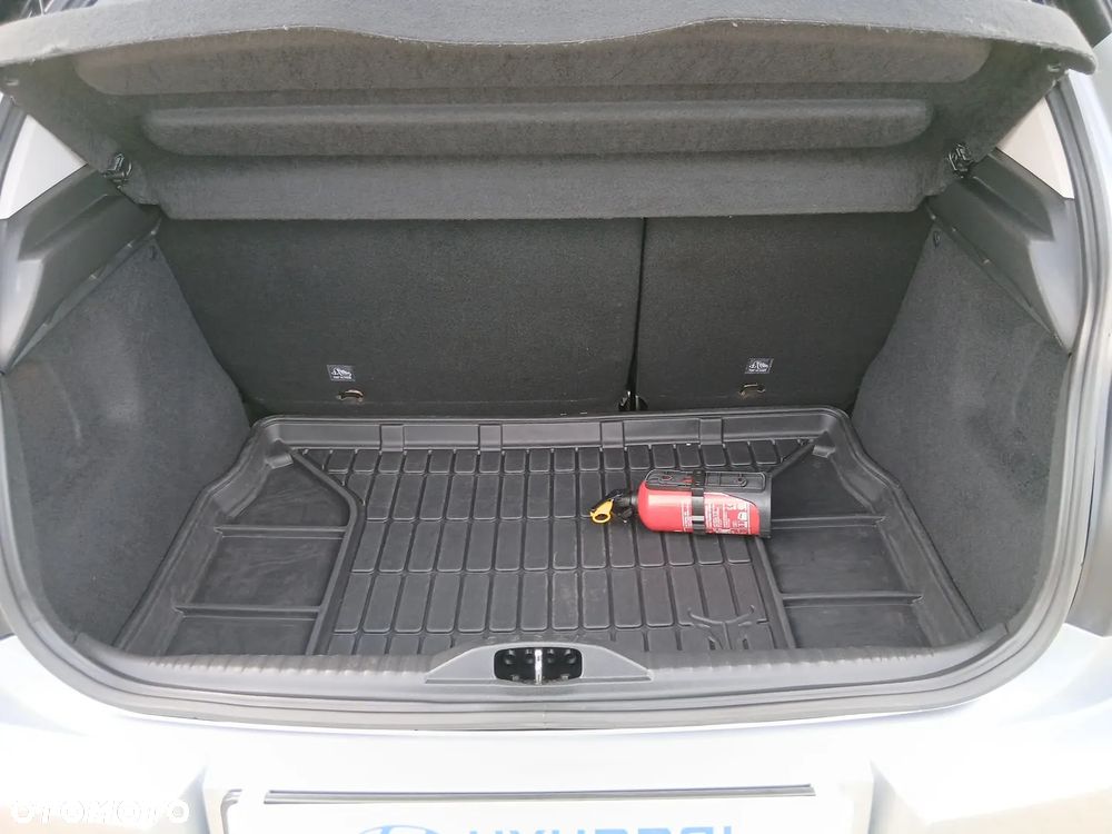 Citroën C3 1.2 PureTech Shine - 17
