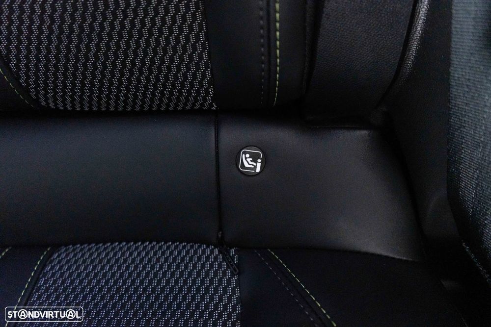 Peugeot 2008 1.2 PureTech GT Line EAT8 - 10